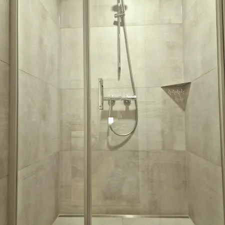 Happyside Karli Loft 2 O Parkplatz O Wlan لبسيا